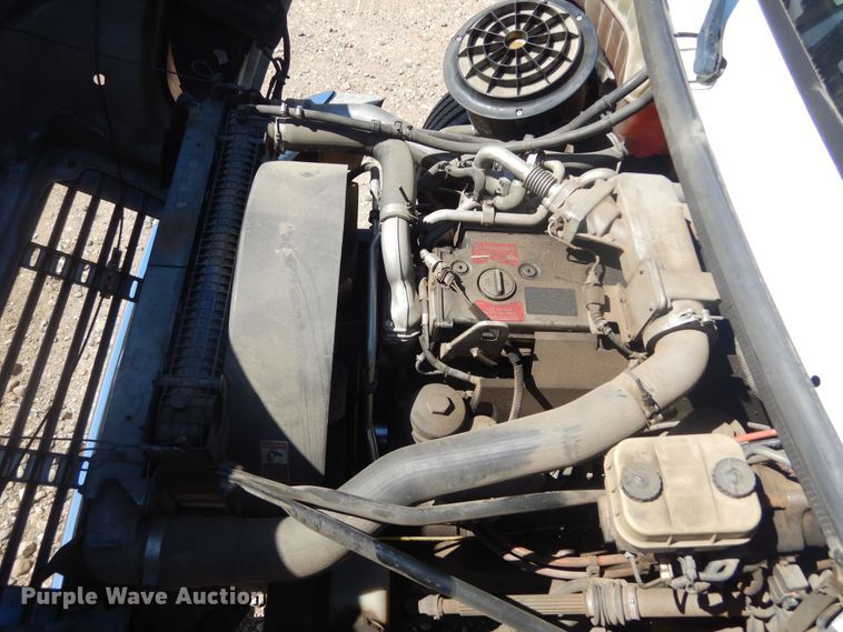 image for item KA9335 2006 Freightliner Business Class M2  truck cab and chassis