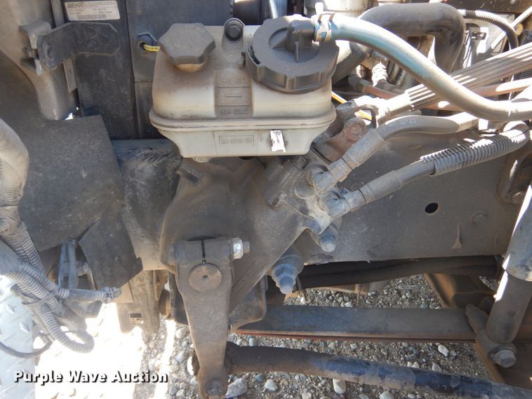 image for item KA9335 2006 Freightliner Business Class M2  truck cab and chassis