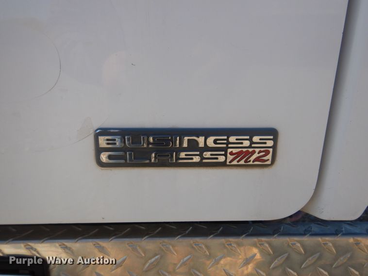 image for item KA9335 2006 Freightliner Business Class M2  truck cab and chassis