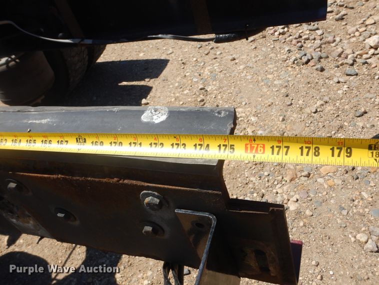 image for item KA9336 2006 Freightliner Business Class M2  truck cab and chassis