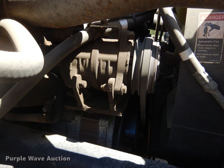 image for item KA9336 2006 Freightliner Business Class M2  truck cab and chassis