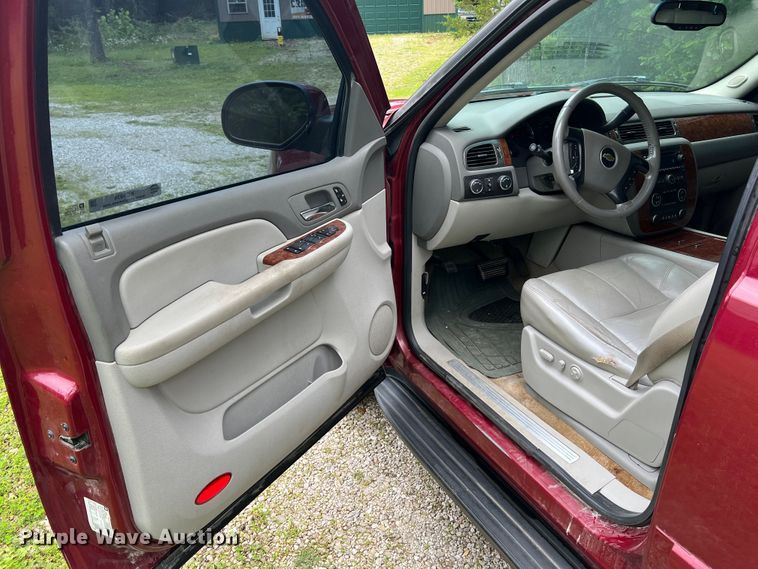 image for item KC9936 2007 Chevrolet Tahoe LTZ  SUV