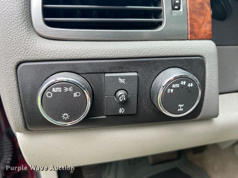 image for item KC9936 2007 Chevrolet Tahoe LTZ  SUV