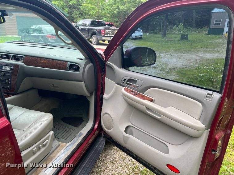 image for item KC9936 2007 Chevrolet Tahoe LTZ  SUV