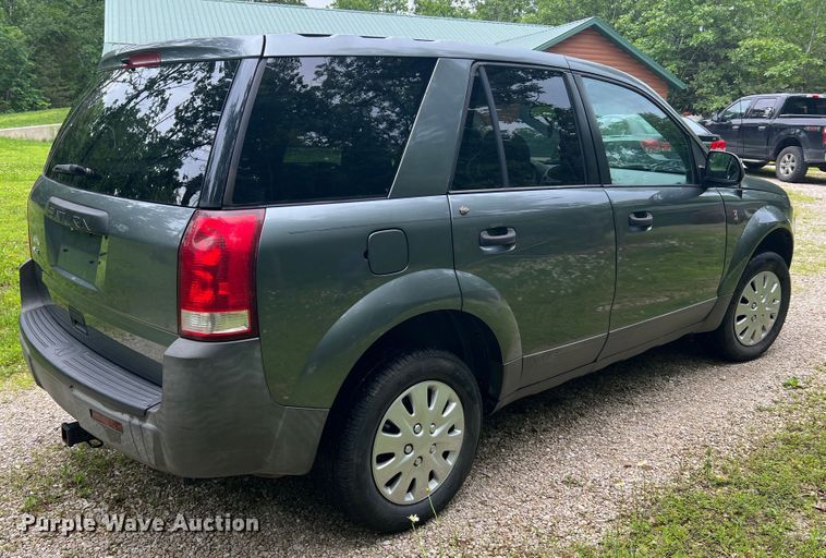 image for item KC9937 2005 Saturn Vue  SUV