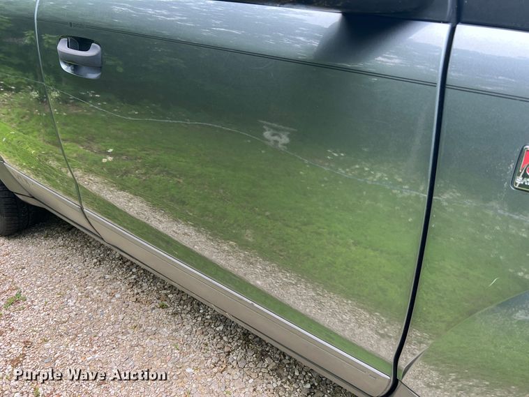 image for item KC9937 2005 Saturn Vue  SUV