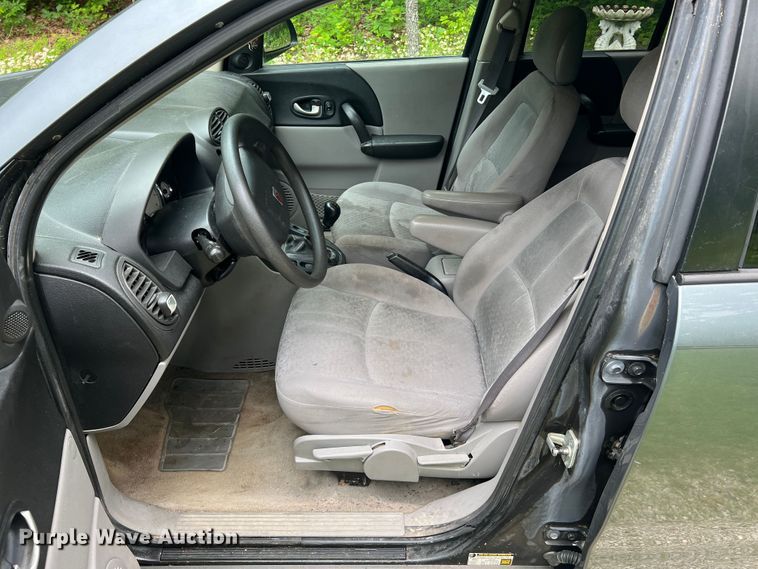 image for item KC9937 2005 Saturn Vue  SUV