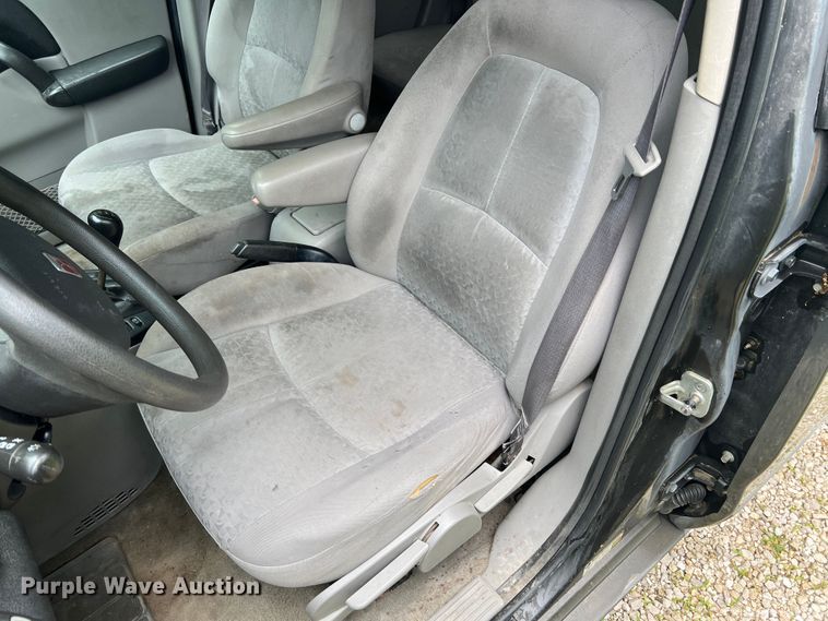 image for item KC9937 2005 Saturn Vue  SUV