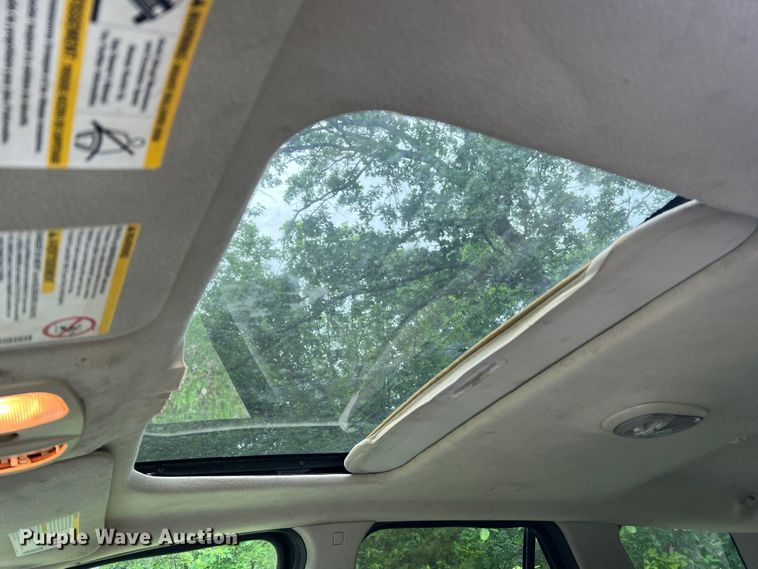 image for item KC9937 2005 Saturn Vue  SUV