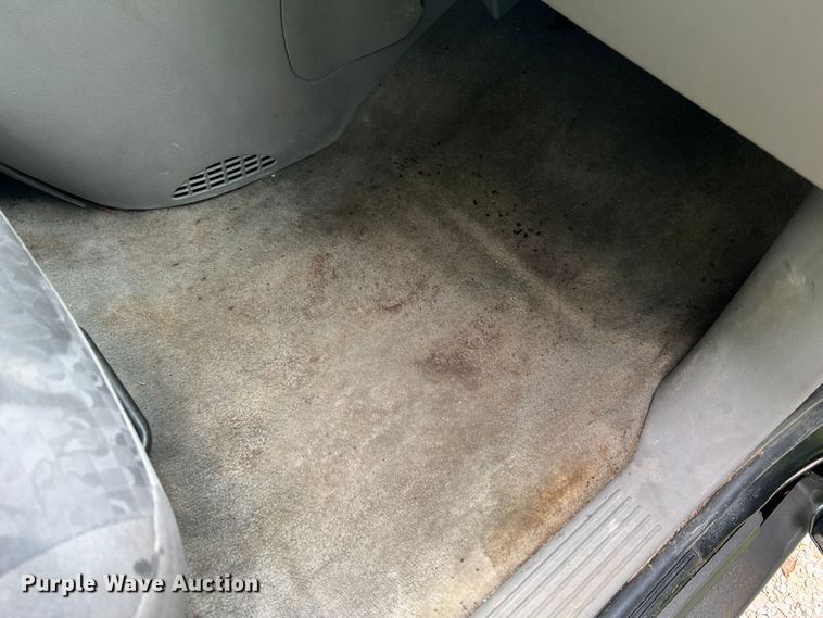 image for item KC9937 2005 Saturn Vue  SUV