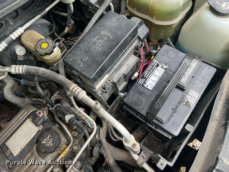 image for item KC9937 2005 Saturn Vue  SUV