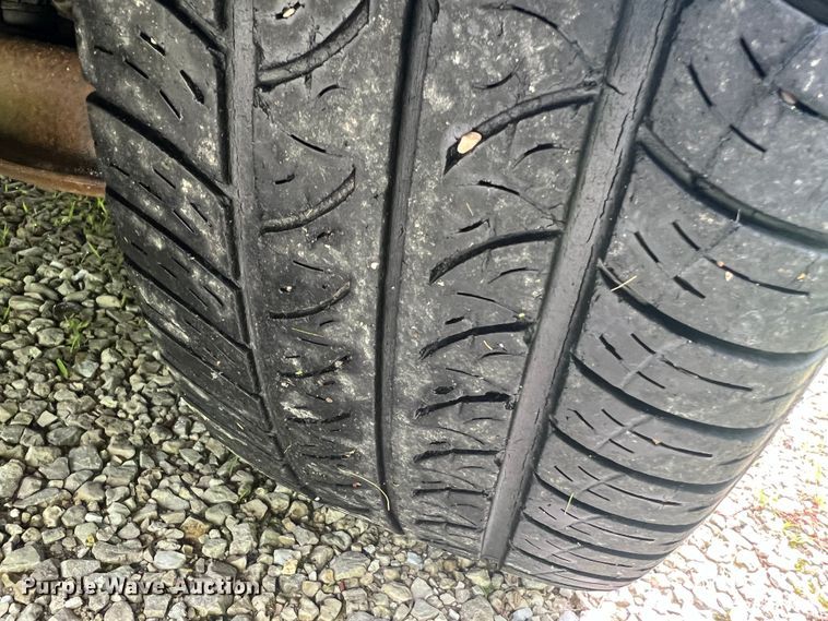 image for item KC9937 2005 Saturn Vue  SUV