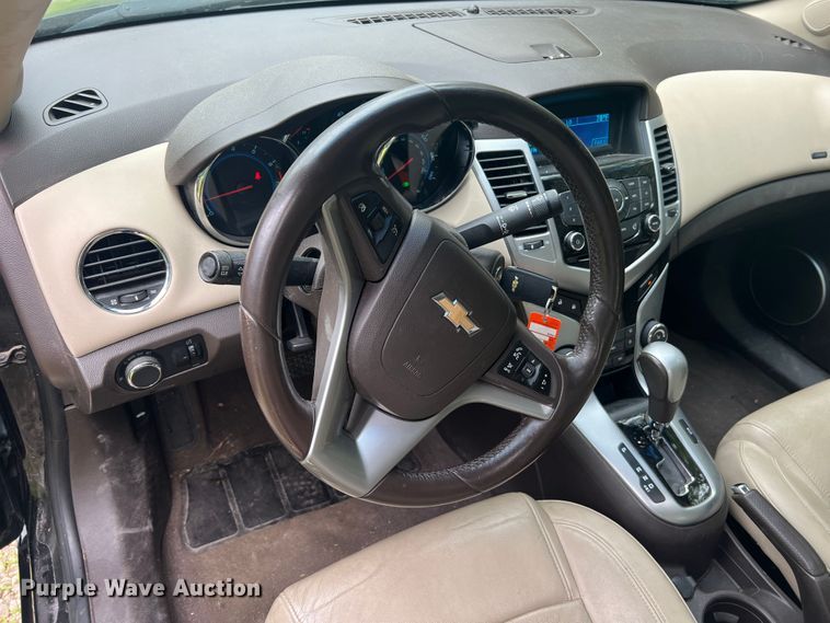 image for item KC9938 2011 Chevrolet Cruze LTZ