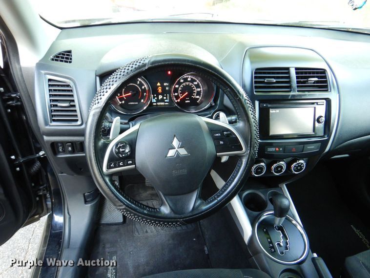 image for item KD9925 2014 Mitsubishi Outlander Sport  SUV