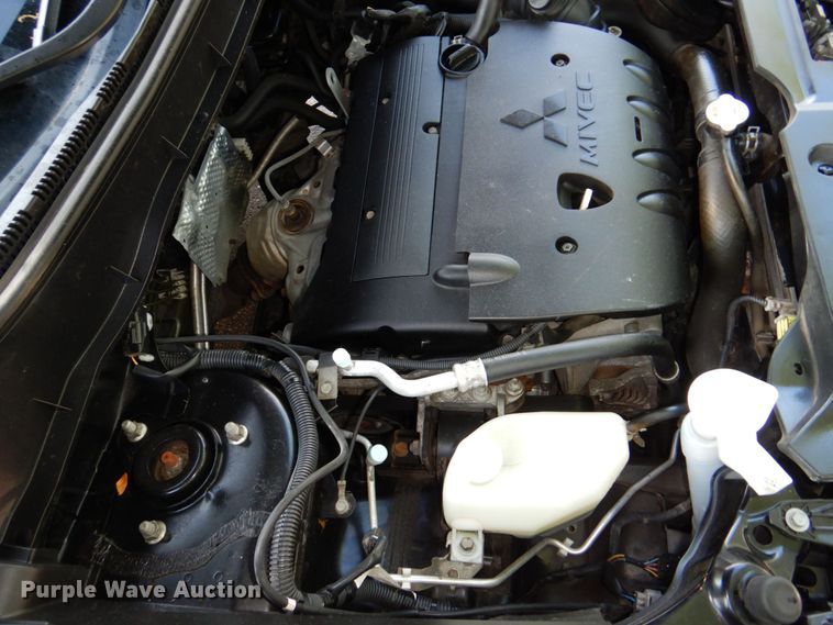 image for item KD9925 2014 Mitsubishi Outlander Sport  SUV