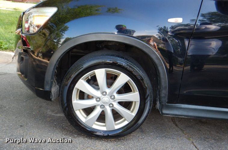 image for item KD9925 2014 Mitsubishi Outlander Sport  SUV