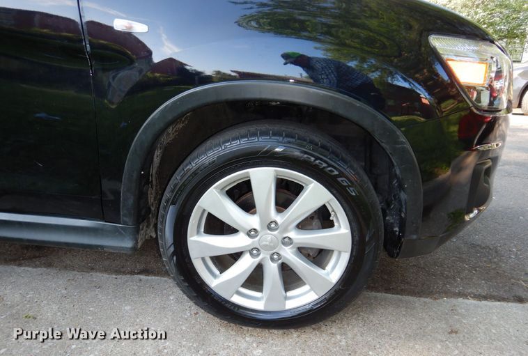 image for item KD9925 2014 Mitsubishi Outlander Sport  SUV