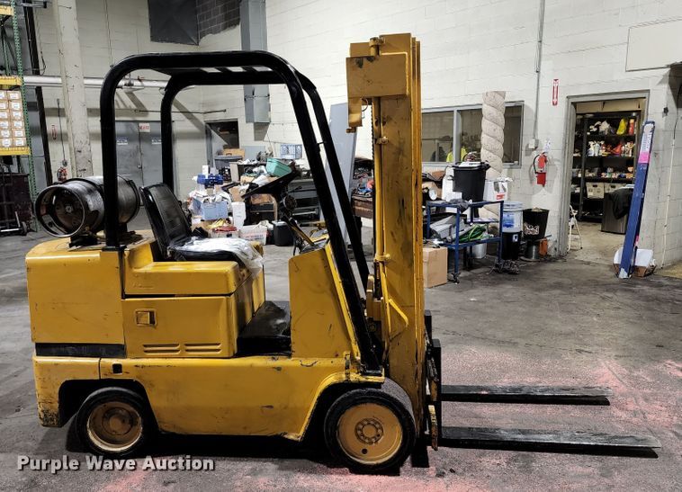 image for item KE9932 Caterpillar T50C  forklift