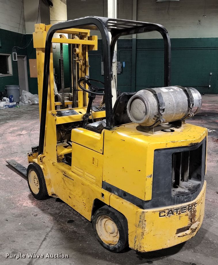 image for item KE9932 Caterpillar T50C  forklift