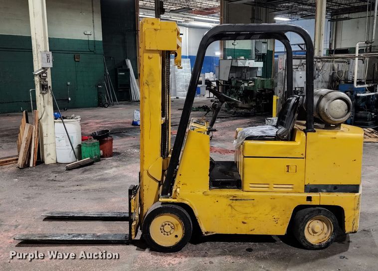 image for item KE9932 Caterpillar T50C  forklift