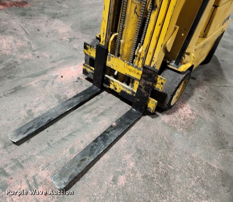 image for item KE9932 Caterpillar T50C  forklift