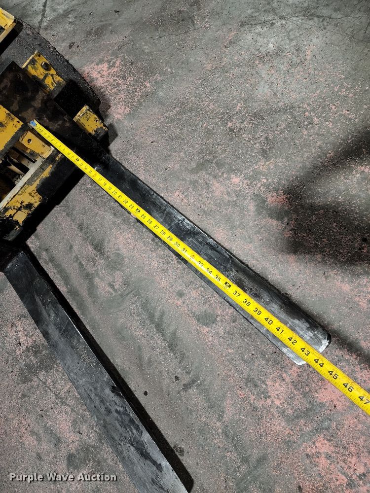 image for item KE9932 Caterpillar T50C  forklift