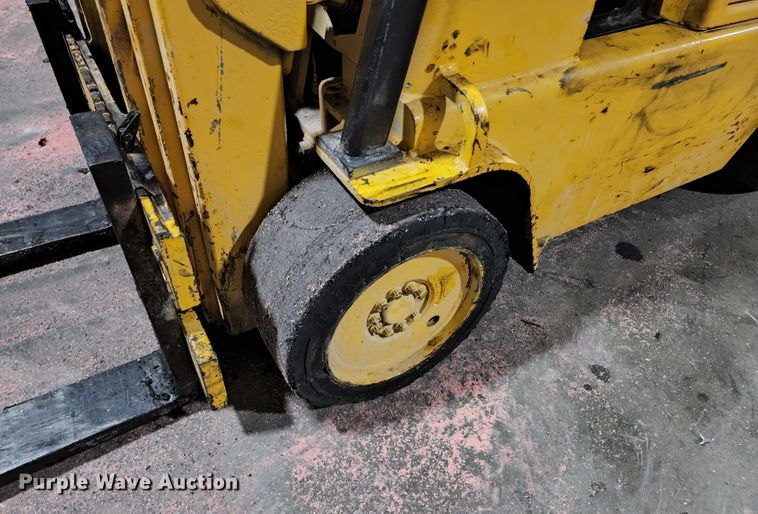 image for item KE9932 Caterpillar T50C  forklift