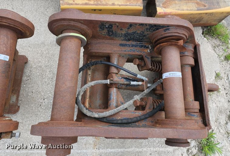 image for item KF9052 Jb Hendrix excavator quick couplers