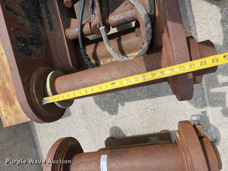 image for item KF9052 Jb Hendrix excavator quick couplers