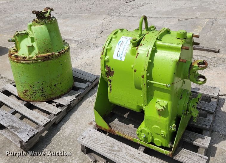 image for item KF9054 Terex torque converter