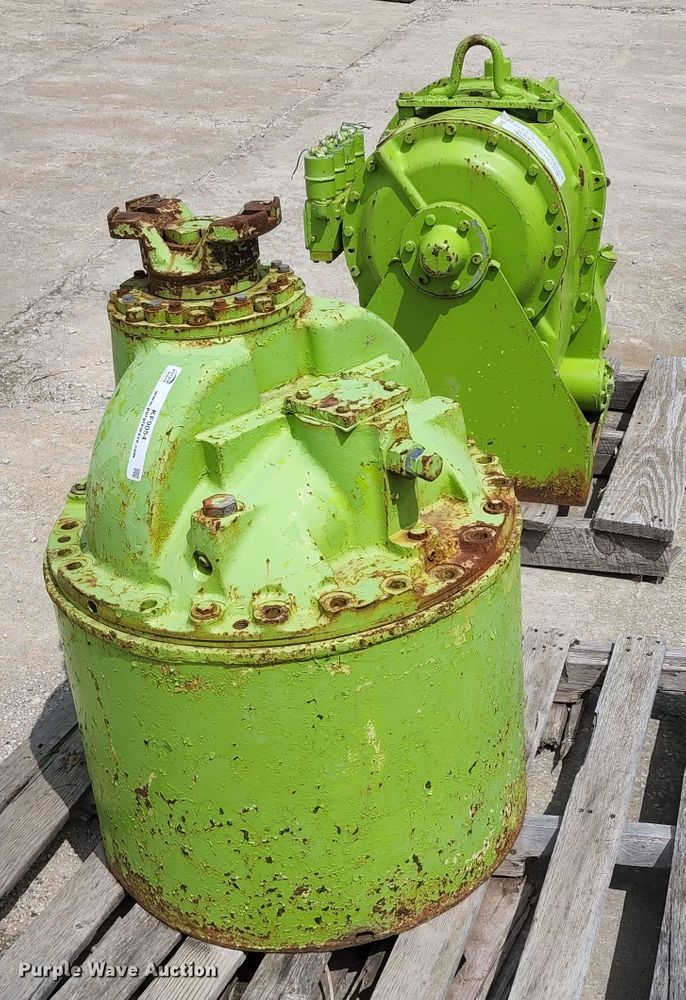 image for item KF9054 Terex torque converter