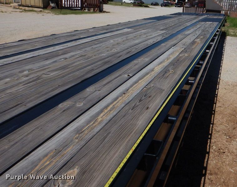 image for item KJ9905 2019 Big Tex 25GNHD  equipment trailer