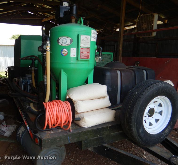 image for item KP9055 2017 Rotair D300T4F  sand blaster trailer