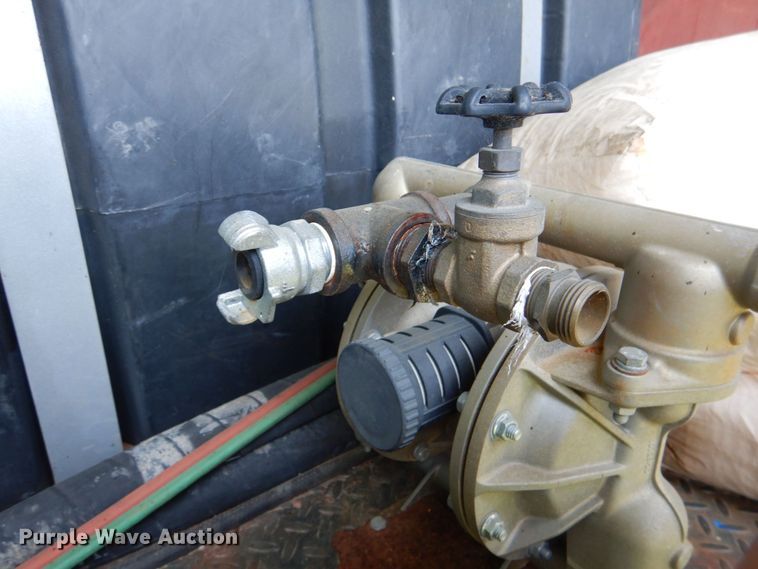 image for item KP9055 2017 Rotair D300T4F  sand blaster trailer