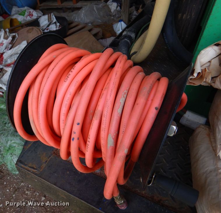 image for item KP9055 2017 Rotair D300T4F  sand blaster trailer