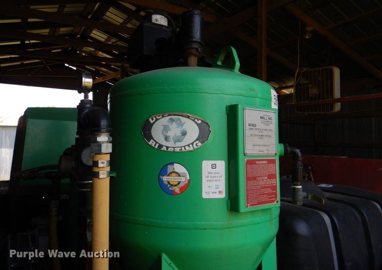 image for item KP9055 2017 Rotair D300T4F  sand blaster trailer