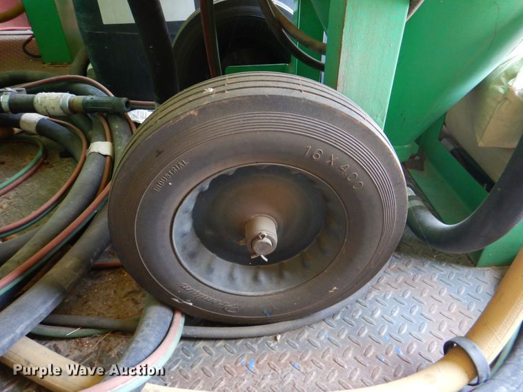 image for item KP9055 2017 Rotair D300T4F  sand blaster trailer