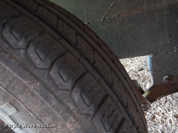 image for item KP9055 2017 Rotair D300T4F  sand blaster trailer