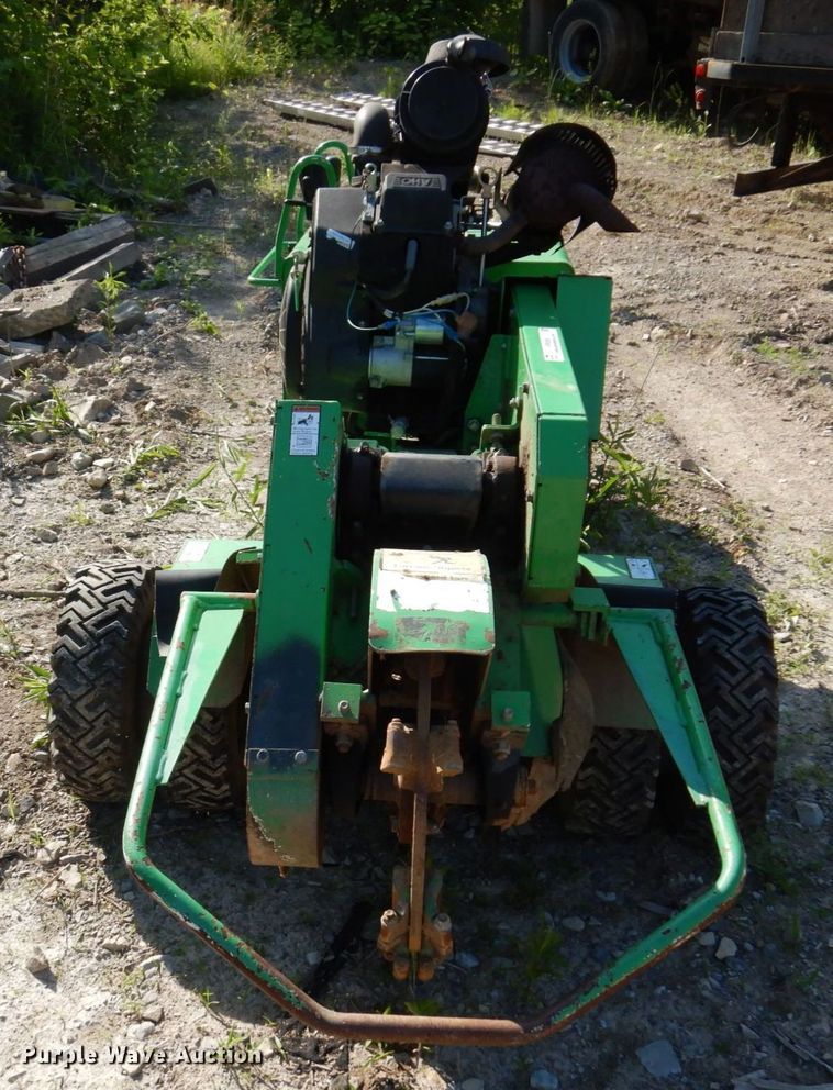 image for item KR9308 2013 Vermeer SC252  stump grinder