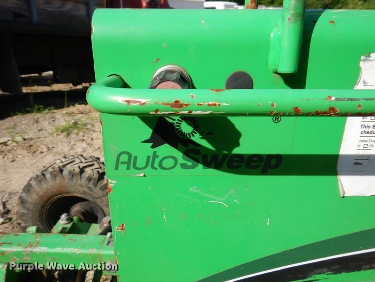 image for item KR9308 2013 Vermeer SC252  stump grinder