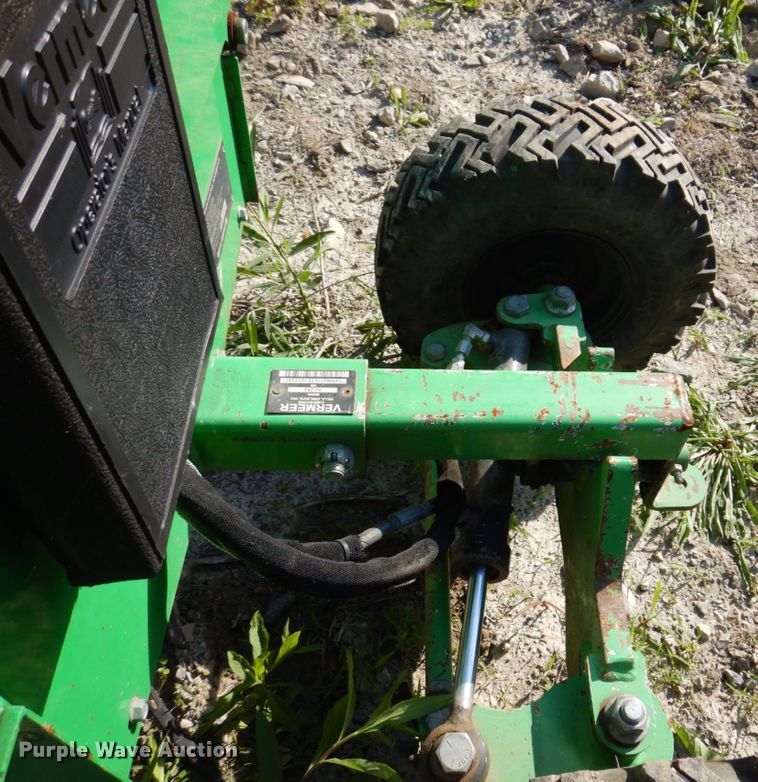 image for item KR9308 2013 Vermeer SC252  stump grinder