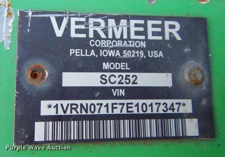 image for item KR9308 2013 Vermeer SC252  stump grinder