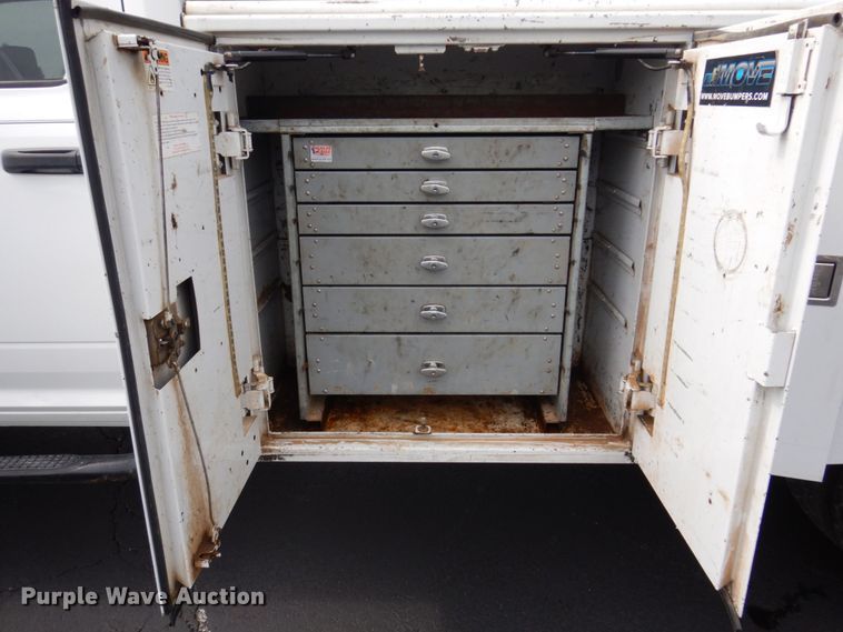 image for item KR9332 2013 Dodge Ram 5500HD  utility / service truck