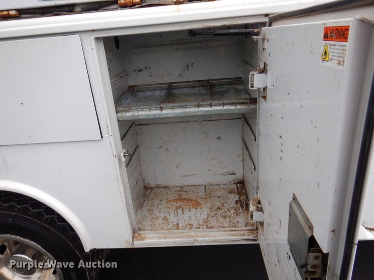 image for item KR9332 2013 Dodge Ram 5500HD  utility / service truck