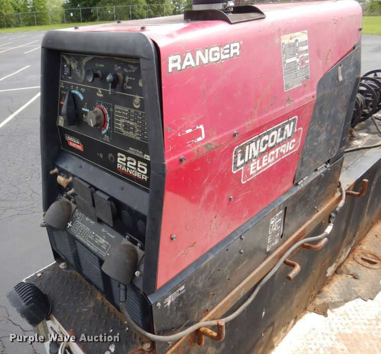 image for item KR9332 2013 Dodge Ram 5500HD  utility / service truck