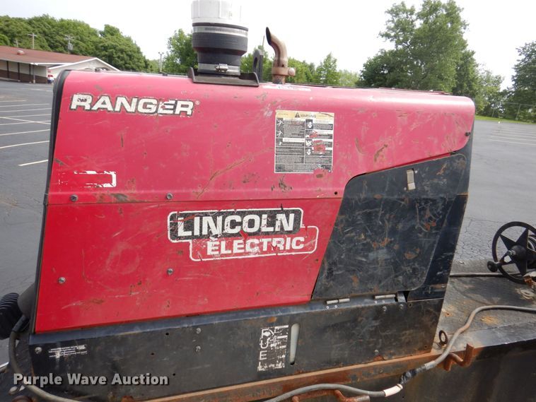 image for item KR9332 2013 Dodge Ram 5500HD  utility / service truck