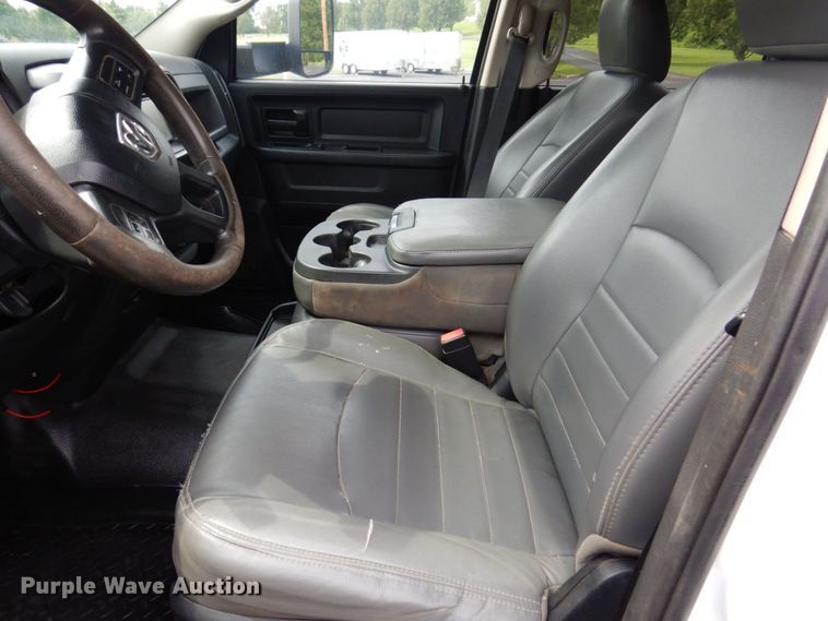 image for item KR9332 2013 Dodge Ram 5500HD  utility / service truck