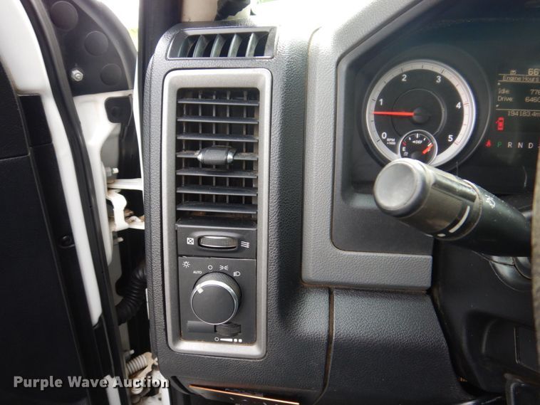 image for item KR9332 2013 Dodge Ram 5500HD  utility / service truck