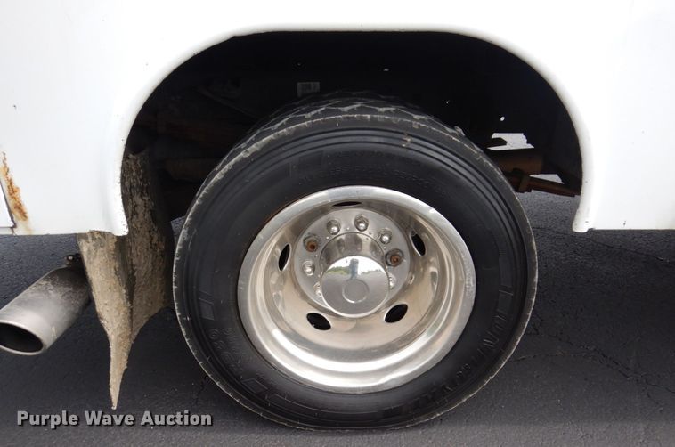 image for item KR9332 2013 Dodge Ram 5500HD  utility / service truck