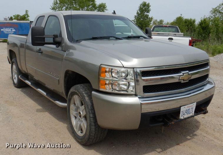 image for item KR9337 2008 Chevrolet Silverado 1500  Ext. Cab pickup truck